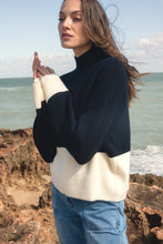 Cargar imagen en el visor de la galería, Sweater Mock

