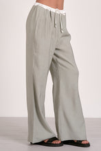 Cargar imagen en el visor de la galería, Pants Layerd

