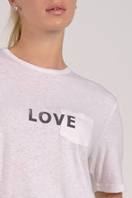 Cargar imagen en el visor de la galería, Tshirt Love
