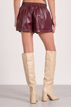Cargar imagen en el visor de la galería, Short Plum
