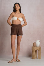 Cargar imagen en el visor de la galería, Short Brown
