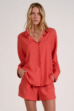 Cargar imagen en el visor de la galería, Camisa Red
