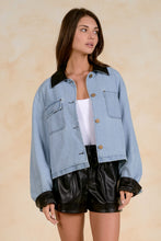 Cargar imagen en el visor de la galería, Chamarra Denim
