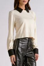 Cargar imagen en el visor de la galería, Blusa Collar Cuff
