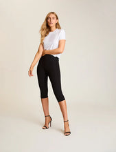 Cargar imagen en el visor de la galería, Capri Legging
