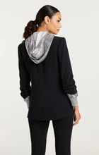 Cargar imagen en el visor de la galería, Saco Sequin Hooded
