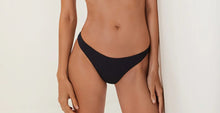 Cargar imagen en el visor de la galería, Bikini Mabel
