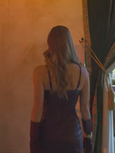 Cargar y reproducir el video en el visor de la galería, Vestido Halia
